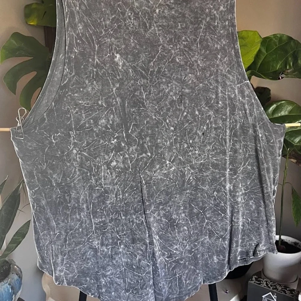 Grayson Threads Tanktop - Picture 2 of 3